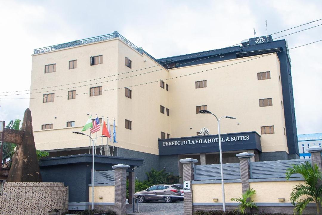 Perfecto La Vila Hotel And Suites Lagos Exterior foto