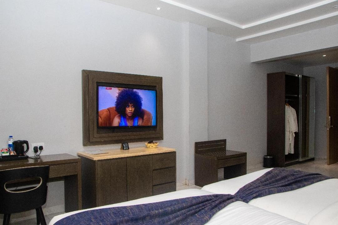 Perfecto La Vila Hotel And Suites Lagos Exterior foto