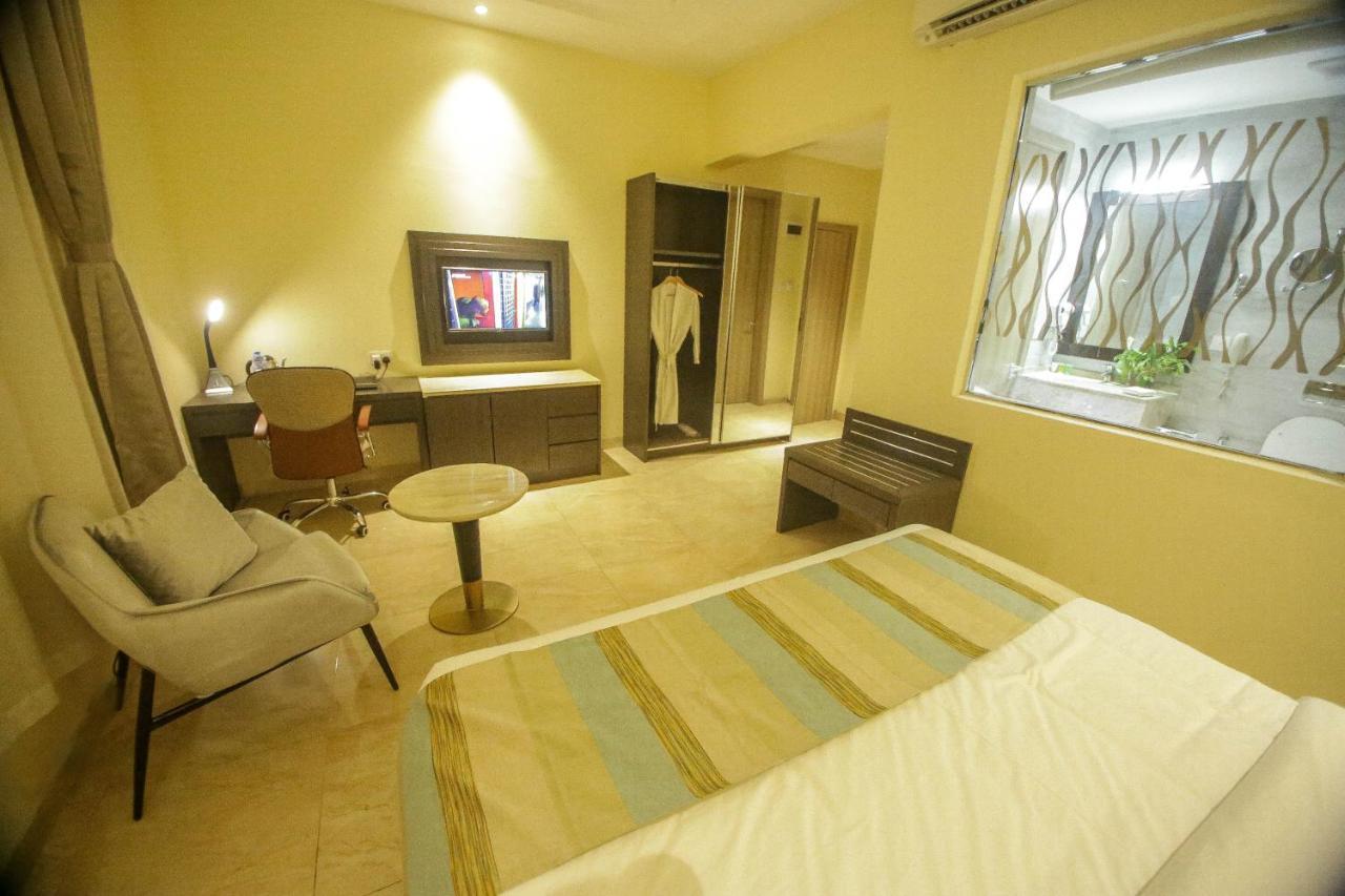Perfecto La Vila Hotel And Suites Lagos Exterior foto